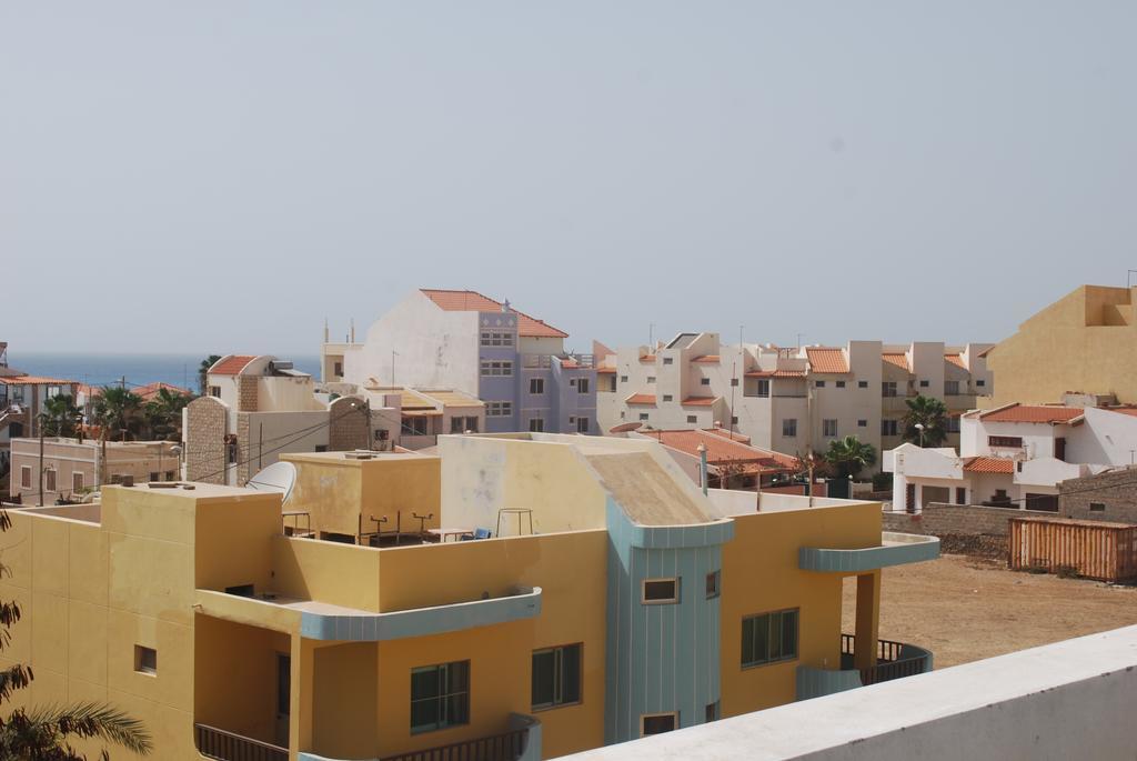 Surf House Cabo Verde Santa Maria Bagian luar foto