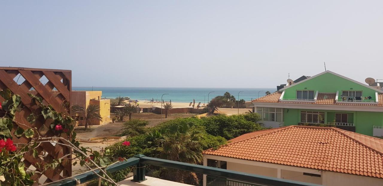Surf House Cabo Verde Santa Maria Bagian luar foto